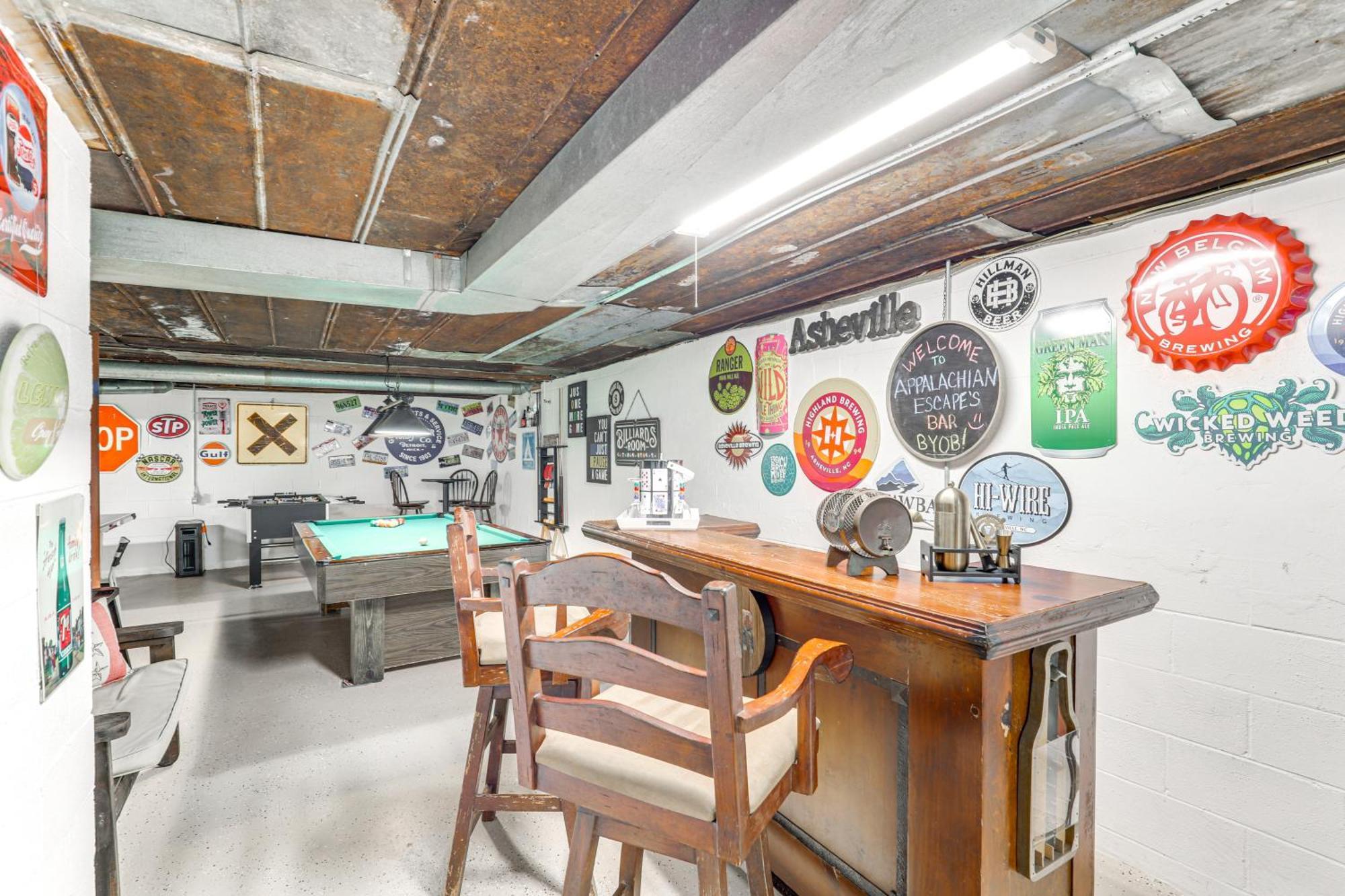 Updated Marshall Home With Fire Pit And Game Room! Kültér fotó