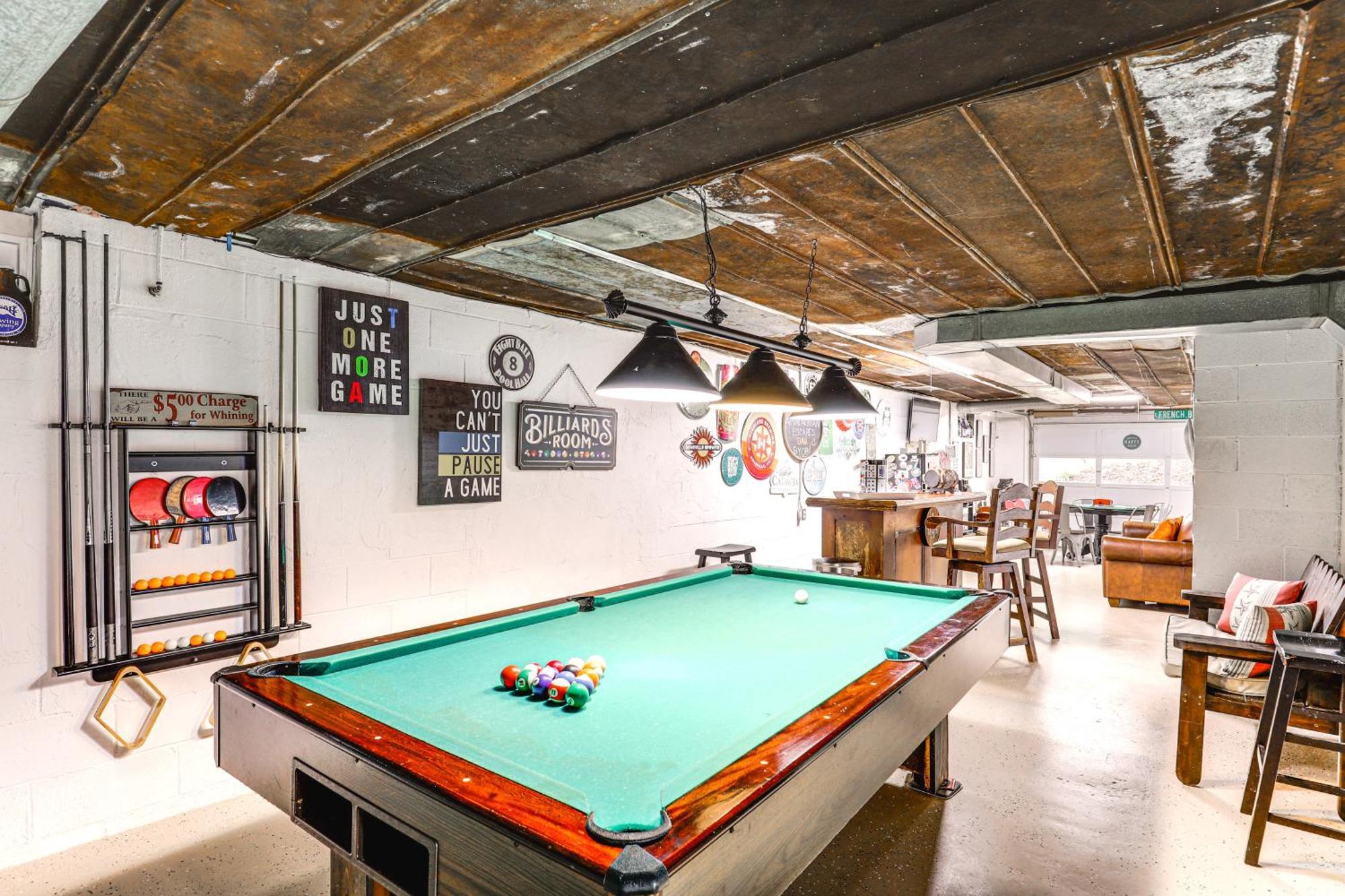 Updated Marshall Home With Fire Pit And Game Room! Kültér fotó